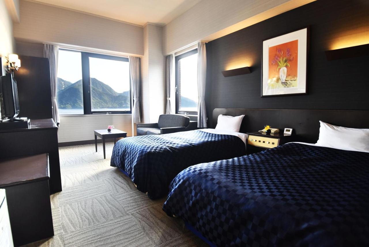 Miyajima Coral Hotel Хацукаити Экстерьер фото
