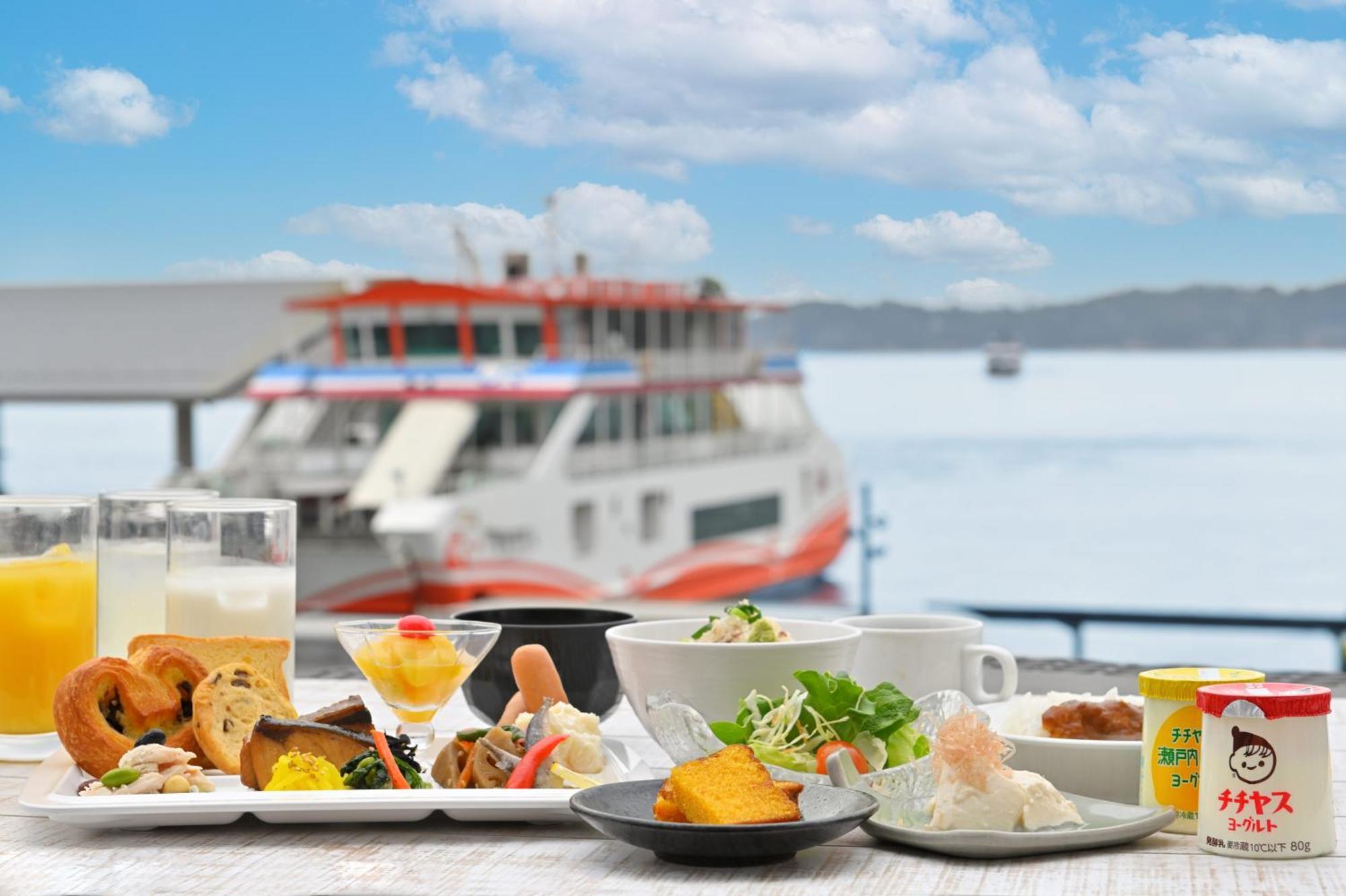 Miyajima Coral Hotel Хацукаити Экстерьер фото